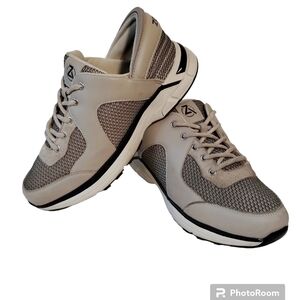 ZEBA Walking Shoes for‎ Men size 8 BEIGE